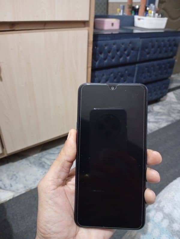 Samsung Galaxy A10S 12