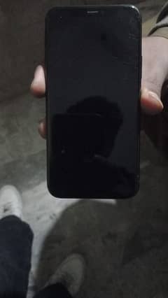 I phone 11pro 64gb non PTA ( Factory Unlock )