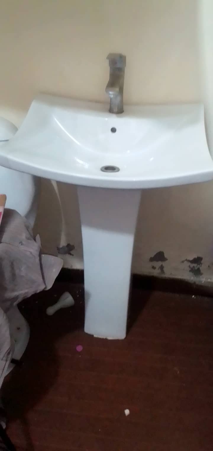 Fridge, Toilet Sink, Toilet Seat, Kitchen sink for sale 12