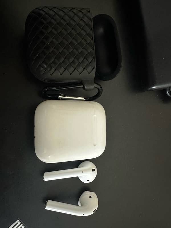 Apple Airpods 2 0