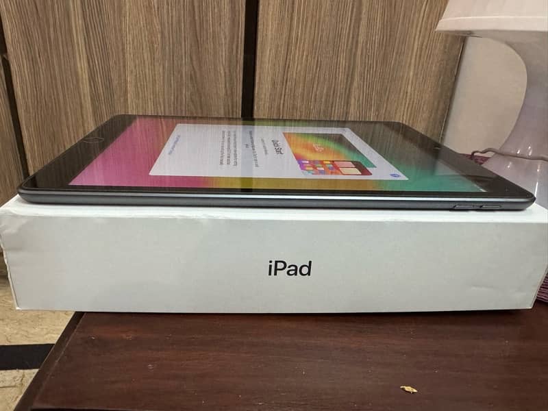 ipad 8th Gen 32 GB 2021 3