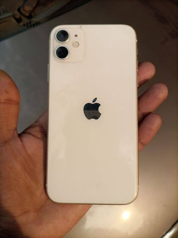 iPhone 11 128 GB 10/10 non pta 1