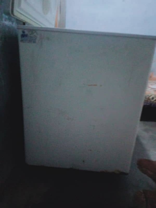 HAIER REFRIGERATOR FOR SALE 0