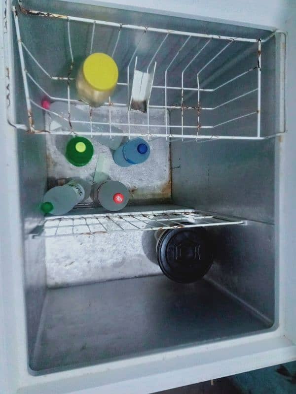 HAIER REFRIGERATOR FOR SALE 3