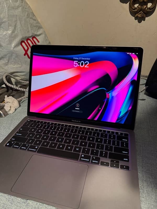 Apple Macbook Air M1 0