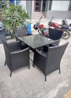 rattan furnatur 4 dining one table  koshan and table sheesha