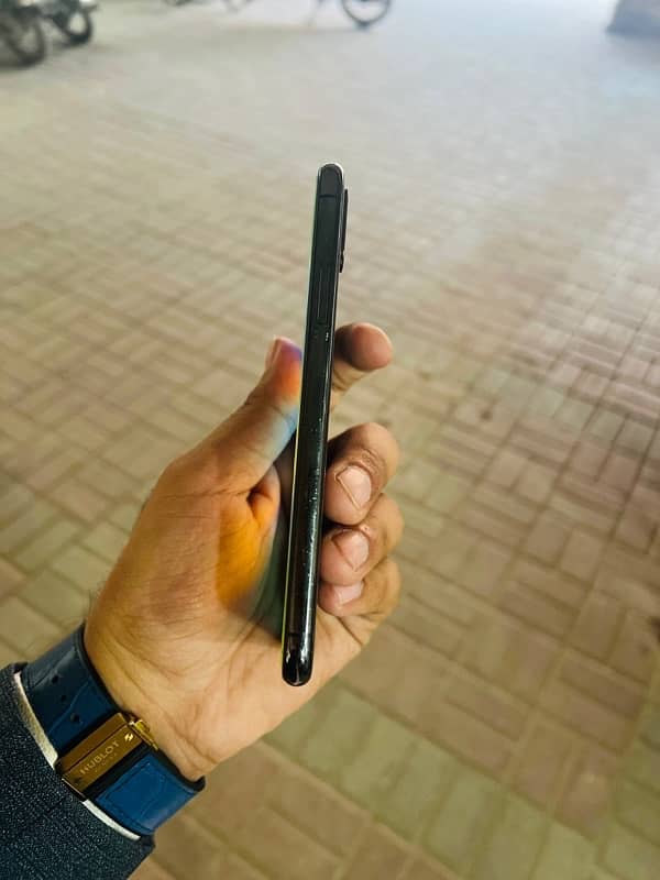 IPhone X 64gb Offical PTA Aproved 10/9 Available 1