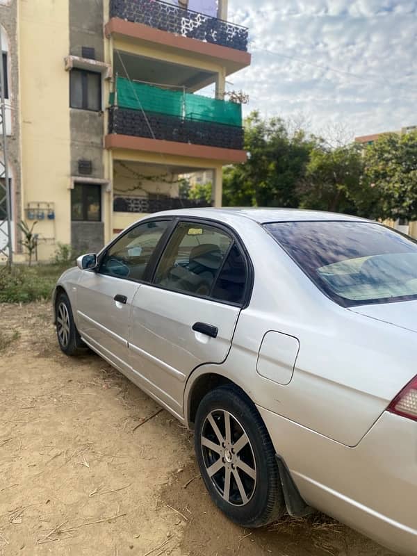 Honda Civic EXi 2004 3