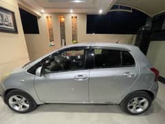 Toyota Vitz 2012