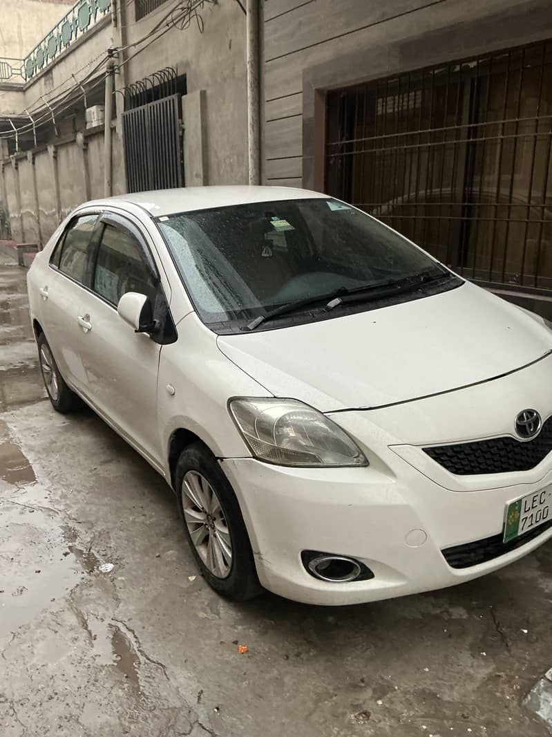 Toyota Belta 2012 1