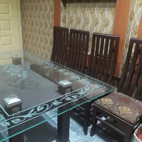 large Dinning Table with chairs 1