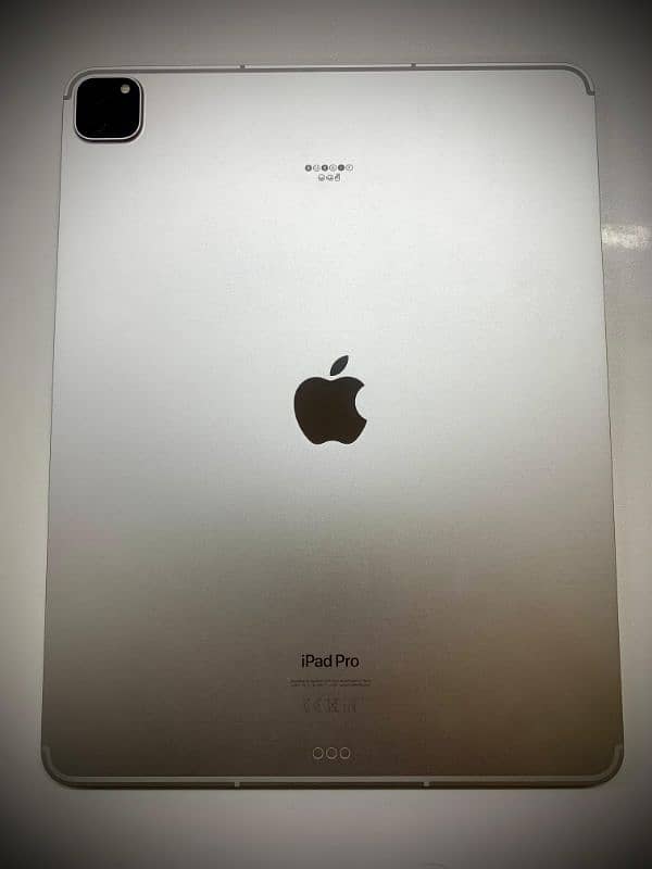 Apple iPad pro M2 1