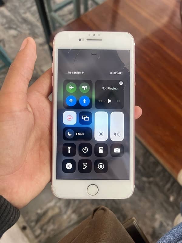 i phone 7 plus 128gb battry health 74 finger of ha u fone ki sim ok ha 5