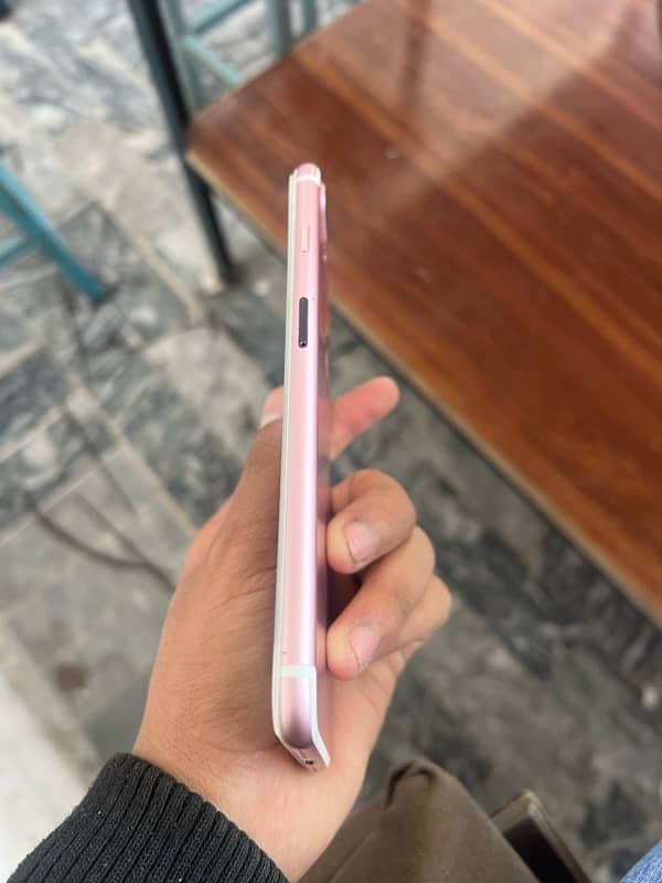 i phone 7 plus 128gb battry health 74 finger of ha u fone ki sim ok ha 8