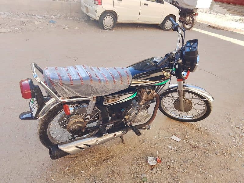 Honda CG 125 in Mint Condition 3