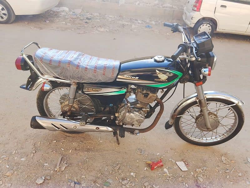 Honda CG 125 in Mint Condition 12