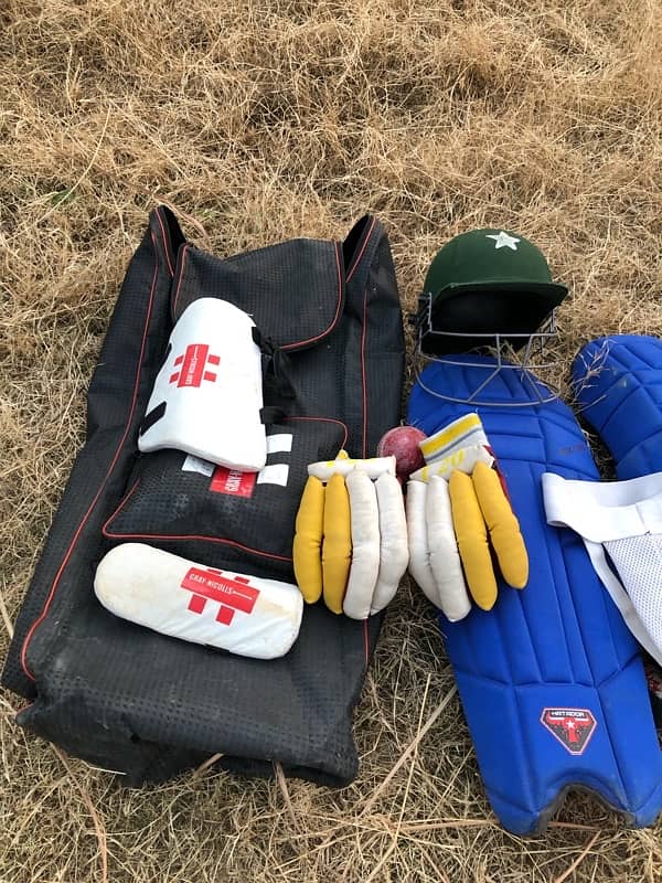 Cricket kit for sale 2