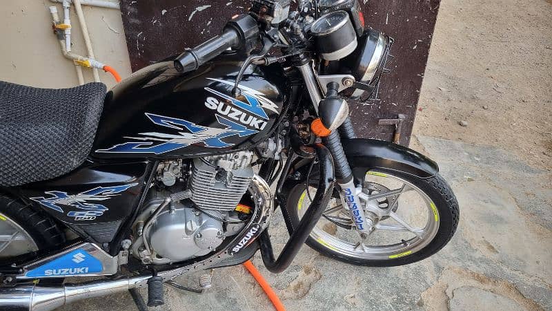 Suzuki gs 150 SE 2022 model 1