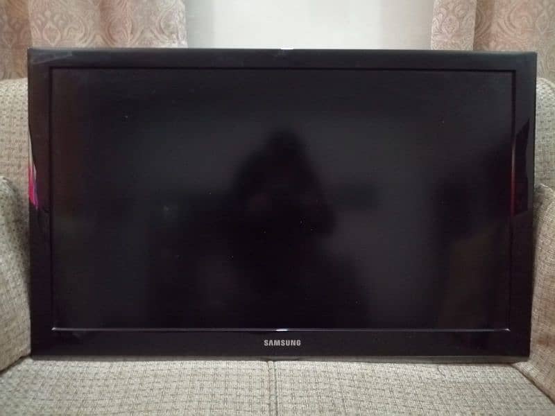 Samsung 37" LCD 7