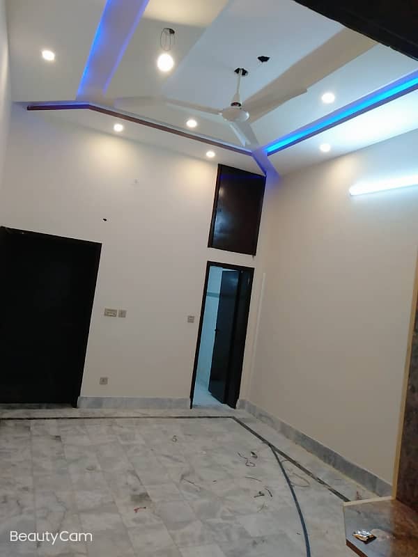 Vip beautiful 10 marla lower portion is available for rent in sabzazar lhr 7