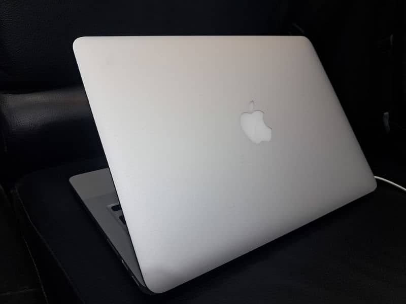 Macbook pro early 2015 1