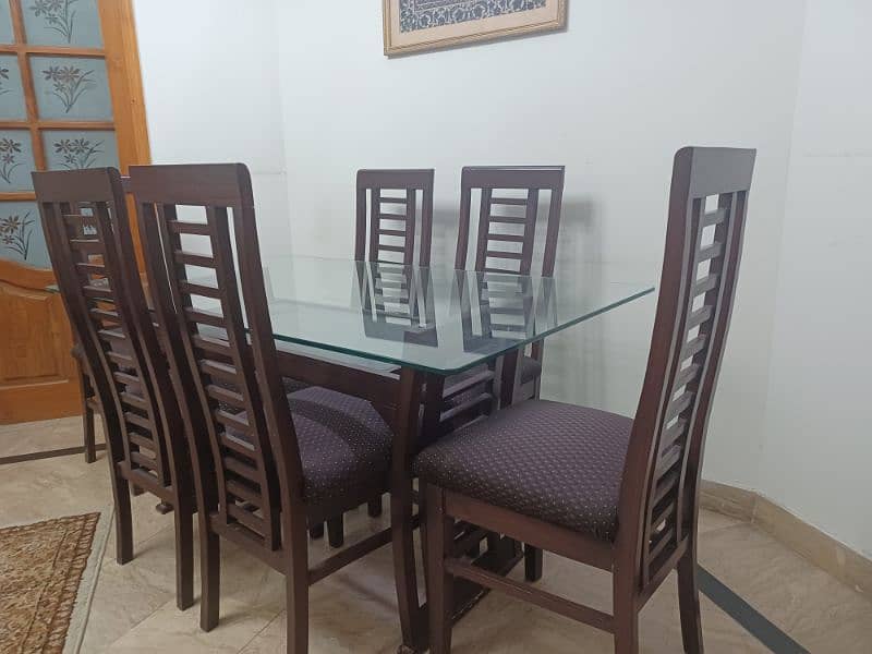 6 Seater Dining Table (Chairs and Dinning) 0