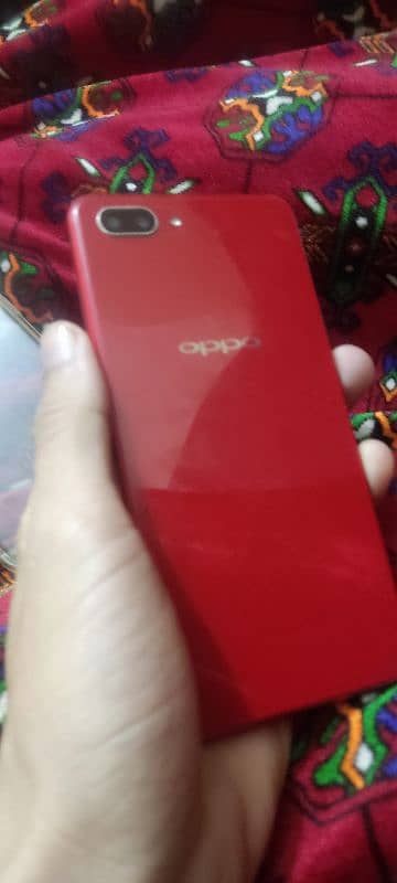 Oppo -Model (CPH1853) 2