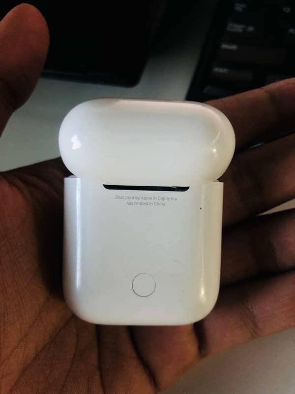 Airpod pro 1st generation charging case only 3