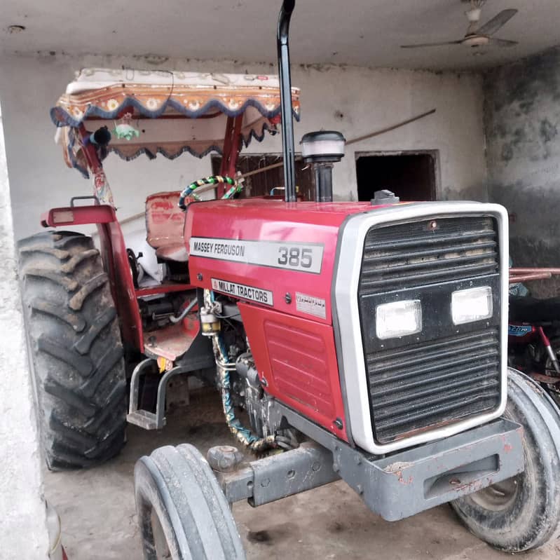 Mf 385 tractor 2