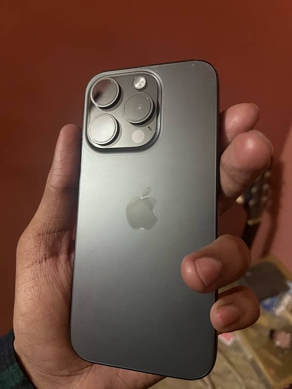 iPhone 15 pro 128gb with box 7