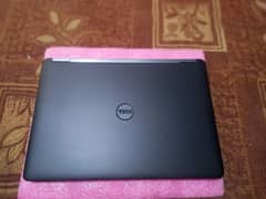 Dell 7270 i5 6th generation 8gb ram 128gb M. 2