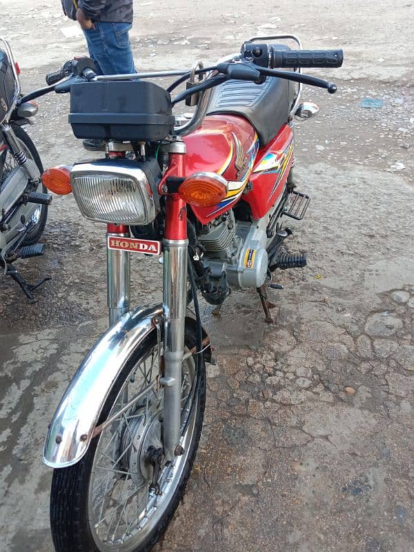 Honda CG 125 6