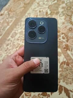 Infinix Hot 40 Pro