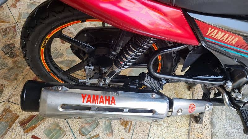 Yamaha yb125z dx 2023 model 2