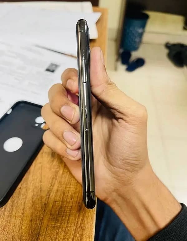 iphone 11 pro 256gb factory unlock 1