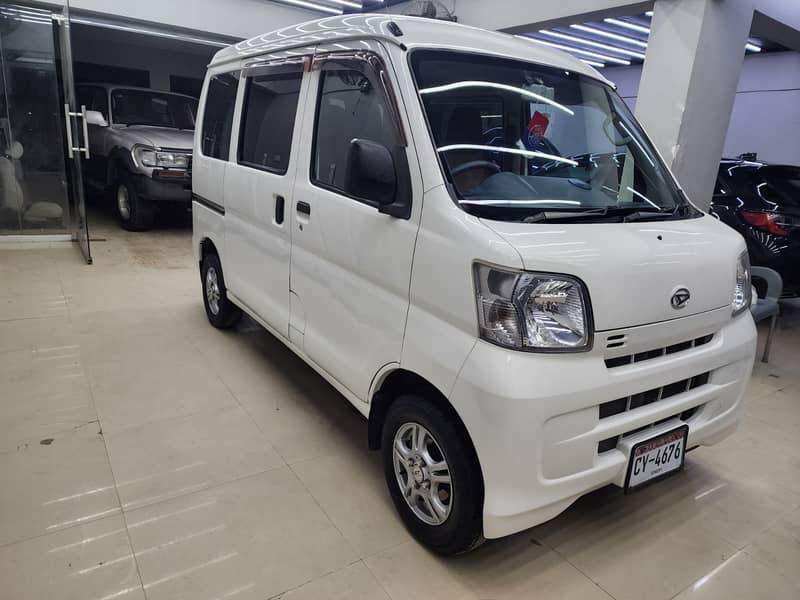 Daihatsu Hijet 2014 1