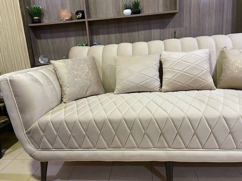 brand new sofa set valvet 3