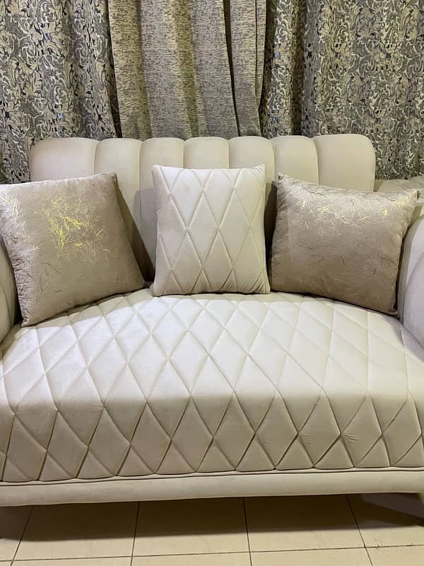 brand new sofa set valvet 14