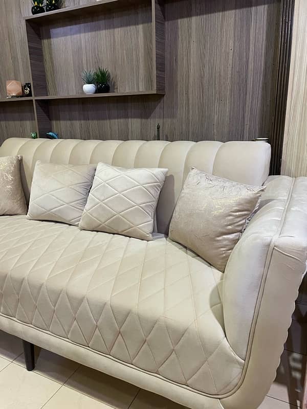 brand new sofa set valvet 15