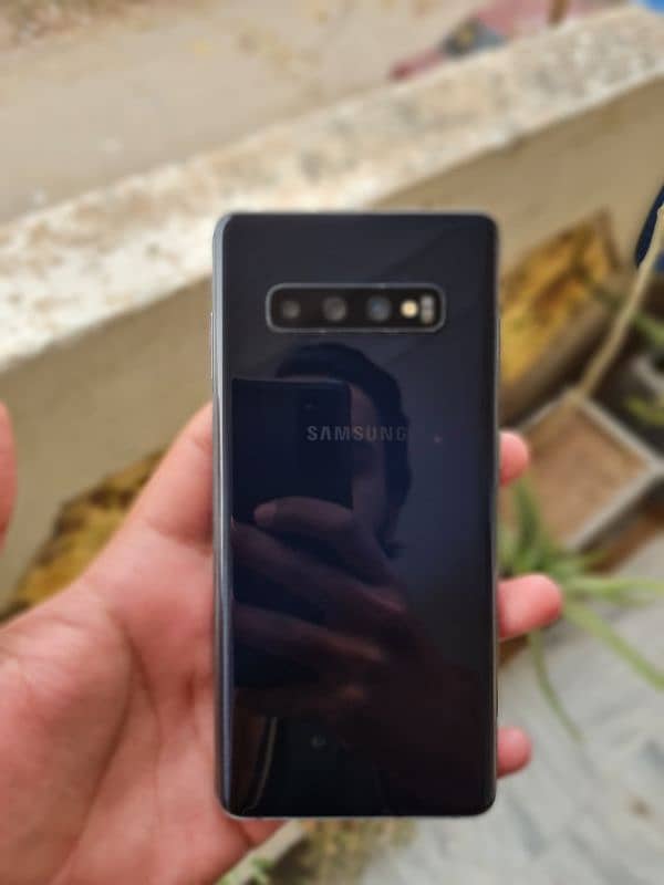 samsung s10 plus 11