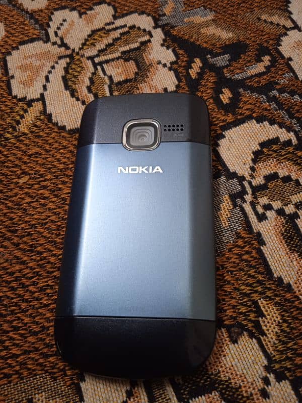 Nokia c300 1