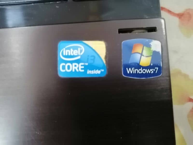 HP probook 4520s Core i3 15.8 large Display 11