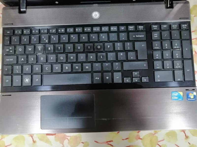 HP probook 4520s Core i3 15.8 large Display 12