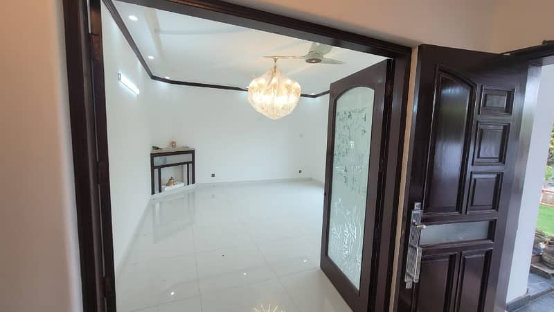 defence raya brand new type fully renovated house for rent 3 bed drawing daing tv loan kechin 4