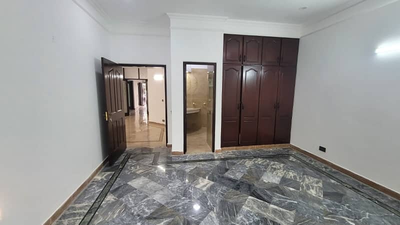 defence raya brand new type fully renovated house for rent 3 bed drawing daing tv loan kechin 18