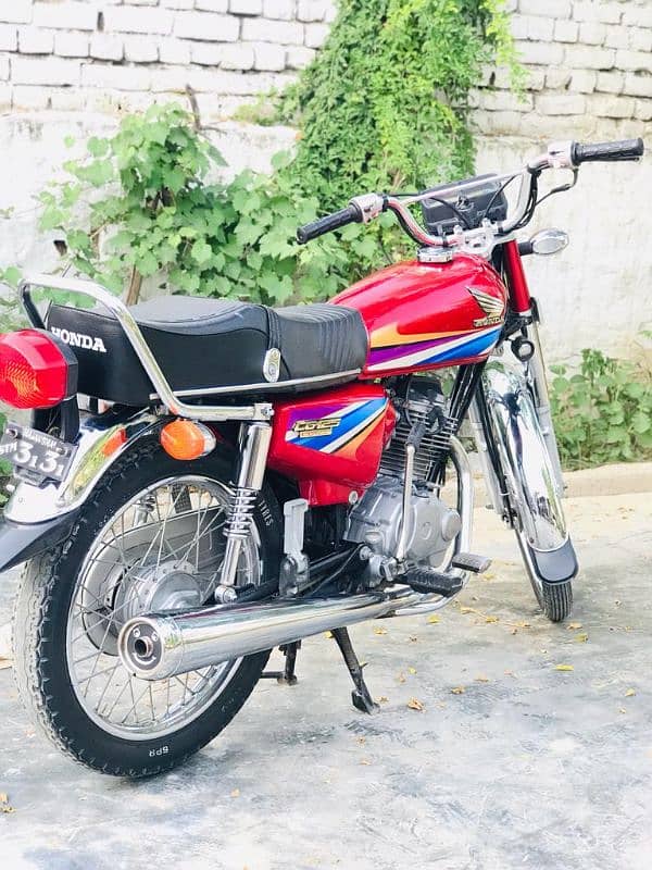 Honda cg125cc bike for sale hy 2009 model 2