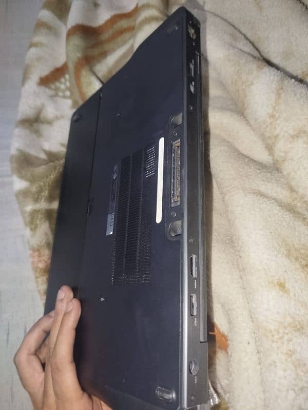 DELL LAPTOP 3