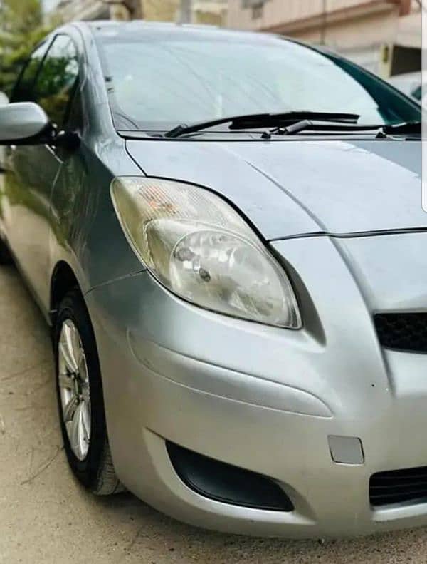 Toyota Vitz 2007  bumper to bumper original paint 90%(Lahore register) 8