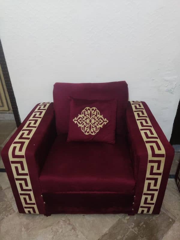 6 seater (Like New) sofa set for sale 0