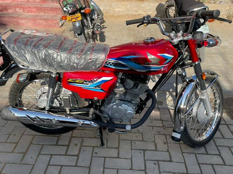 Honda CG 125 2024  brand new condition 2